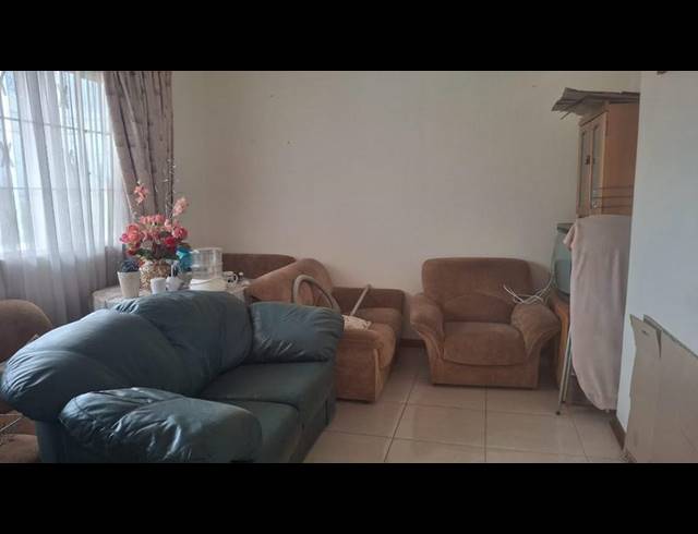 4 BEDROOM HOUSE FOR SALE IN TROYEVILLE